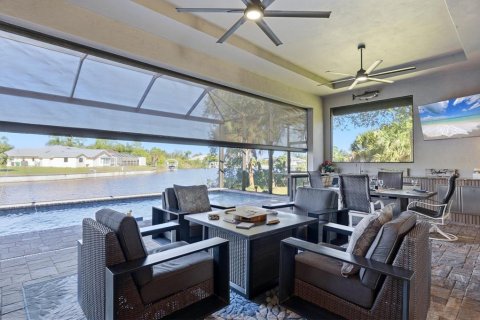 Villa ou maison à vendre à Port Charlotte, Floride: 4 chambres, 202.9 m2 № 2430631 - photo 30