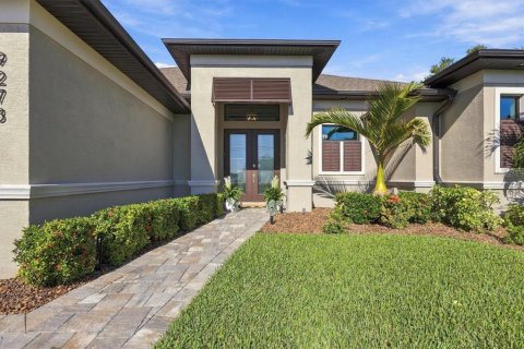 Villa ou maison à vendre à Port Charlotte, Floride: 4 chambres, 202.9 m2 № 2430631 - photo 5