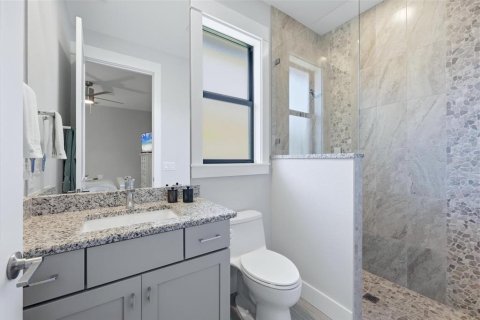 Villa ou maison à vendre à Port Charlotte, Floride: 4 chambres, 202.9 m2 № 2430631 - photo 28