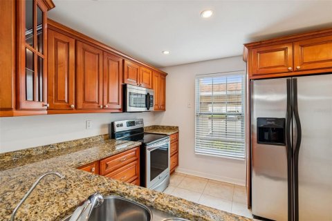 Copropriété à louer à Tampa, Floride: 2 chambres, 112.23 m2 № 2114841 - photo 9