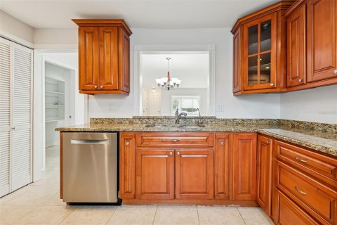 Copropriété à louer à Tampa, Floride: 2 chambres, 112.23 m2 № 2114841 - photo 7