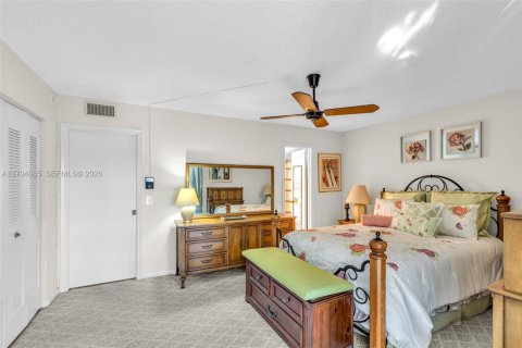 Condo in Deerfield Beach, Florida, 1 bedroom  № 2016544 - photo 11
