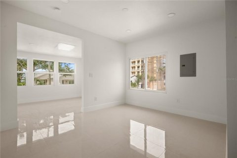 Appartement à louer à Clearwater, Floride: 2 chambres, 97.18 m2 № 2415006 - photo 4
