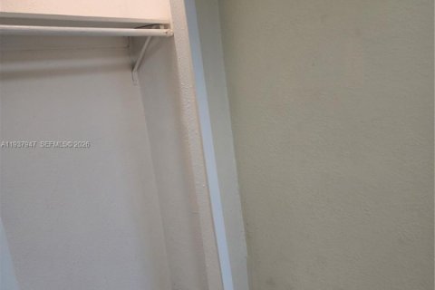 Commercial property in Miami, Florida 163.32 sq.m. № 2088505 - photo 7