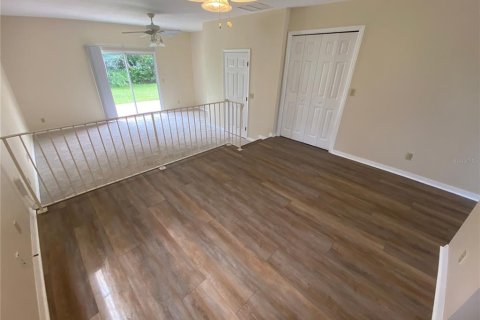 Propiedad comercial en venta en Palm Coast, Florida, 240.43 m2 № 2100164 - foto 12