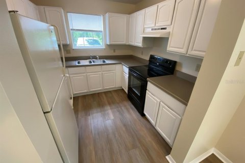 Propiedad comercial en venta en Palm Coast, Florida, 240.43 m2 № 2100164 - foto 16