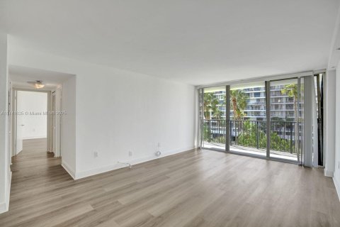 Купить кондоминиум в Майами, Флорида 2 спальни, 95.69м2, № 1862596 - фото 9