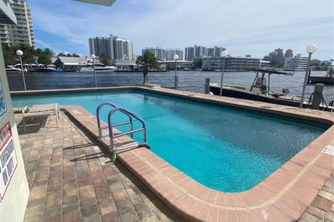 Condo in Fort Lauderdale, Florida, 1 bedroom № 2154658 - photo 30