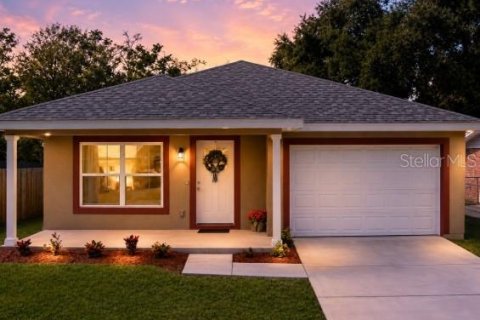 Villa ou maison à Lakeland, Floride 3 chambres, 133.87 m2 № 2342466
