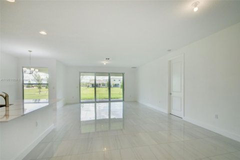Villa ou maison à vendre à Loxahatchee Groves, Floride: 4 chambres, 222.59 m2 № 1975321 - photo 8