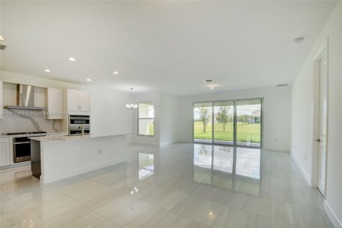 Villa ou maison à vendre à Loxahatchee Groves, Floride: 4 chambres, 222.59 m2 № 1975321 - photo 9