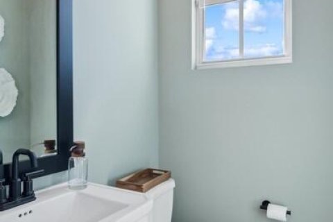 Townhouse in Stuart, Florida 3 bedrooms, 191.1 sq.m. № 2181155 - photo 18