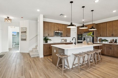 Townhouse in Stuart, Florida 3 bedrooms, 191.1 sq.m. № 2181155 - photo 5