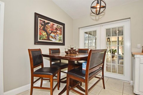 Villa ou maison à vendre à Belle Isle, Floride: 3 chambres, 150.13 m2 № 2296588 - photo 20