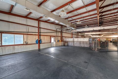 Commercial property in Tampa, Florida 580.64 sq.m. № 1757517 - photo 10