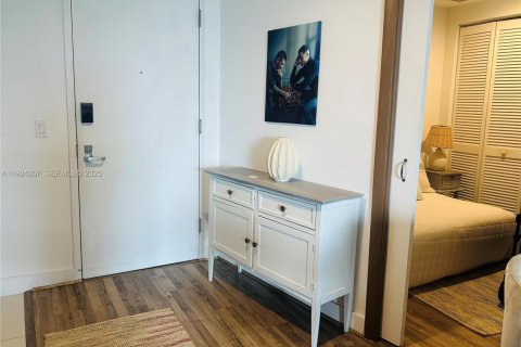 Condo in Miami, Florida, 1 bedroom  № 2076766 - photo 20