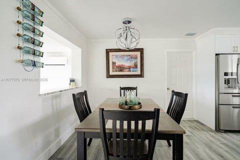 House in Fort Myers, Florida 3 bedrooms, 171.87 sq.m. № 2320272 - photo 10
