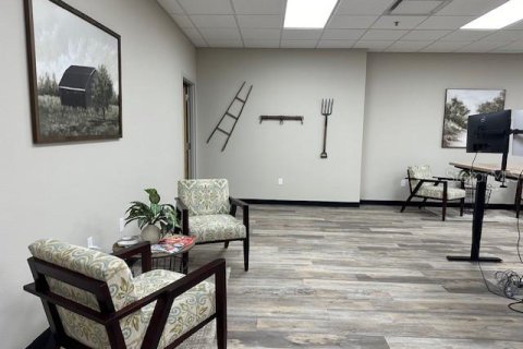 Propiedad comercial en alquiler en Mulberry, Florida, 297.29 m2 № 1408560 - foto 7