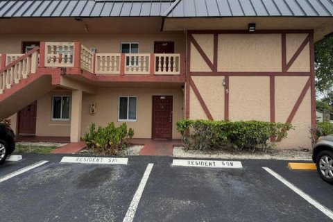 Copropriété à louer à Boca Raton, Floride: 2 chambres, 89.28 m2 № 2439402 - photo 4