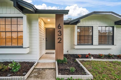 Villa ou maison à Winter Springs, Floride 4 chambres, 178.09 m2 № 2399416