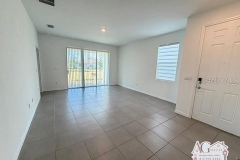 House in Wesley Chapel, Florida 3 bedrooms, 147.99 sq.m. № 2098608 - photo 8