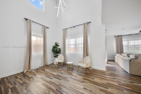 House in Homestead, Florida 3 bedrooms, 188.03 sq.m. № 1955044 - photo 27