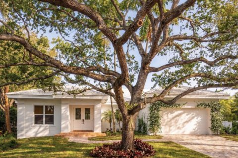 Villa ou maison à vendre à Pinecrest, Floride: 4 chambres, 365.48 m2 № 2077839 - photo 5