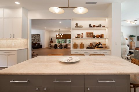 Villa ou maison à vendre à Pinecrest, Floride: 4 chambres, 365.48 m2 № 2077839 - photo 11