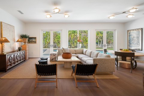 Villa ou maison à vendre à Pinecrest, Floride: 4 chambres, 365.48 m2 № 2077839 - photo 2