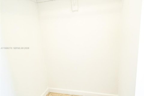 Copropriété à vendre à North Miami Beach, Floride: 2 chambres, 86.21 m2 № 2058378 - photo 20