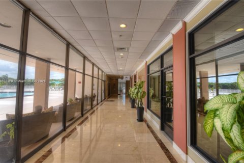 Copropriété à louer à Sunny Isles Beach, Floride: 1 chambre, 64.57 m2 № 1984791 - photo 30