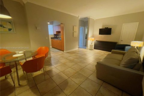 Villa ou maison à louer à Miami Beach, Floride: 1 chambre № 2019354 - photo 2