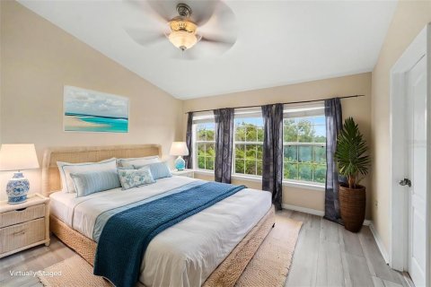 Townhouse in New Port Richey, Florida 3 bedrooms, 140.56 sq.m. № 2402725 - photo 14
