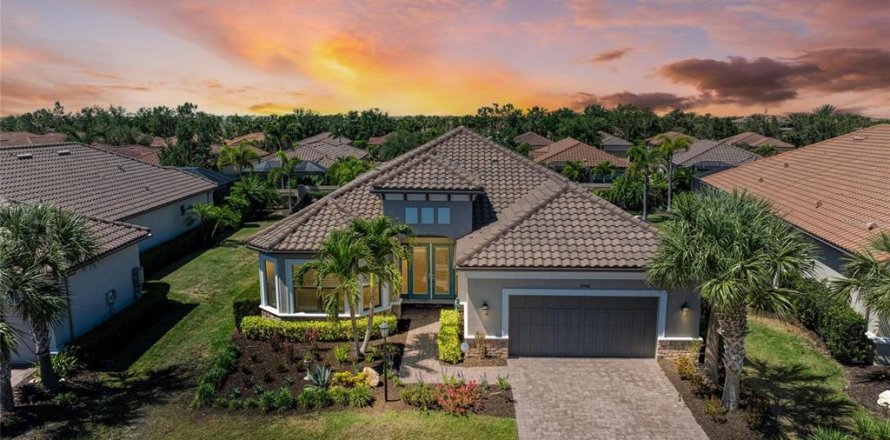 Casa en Bradenton, Florida 3 dormitorios, 287.07 m2 № 1652341