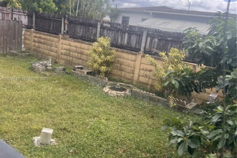 Купить виллу или дом в Майами, Флорида 4 спальни, 167.87м2, № 1987143 - фото 11