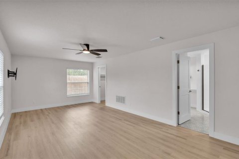 House in New Port Richey, Florida 3 bedrooms, 156.54 sq.m. № 1912838 - photo 28
