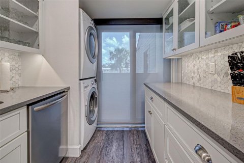 Copropriété à vendre à Venice, Floride: 3 chambres, 125.42 m2 № 1551641 - photo 16