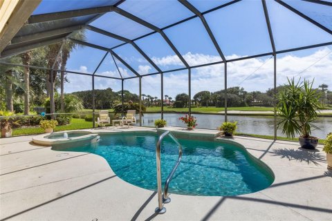 House in Palm Coast, Florida 2 bedrooms, 187.66 sq.m. № 1905547 - photo 3