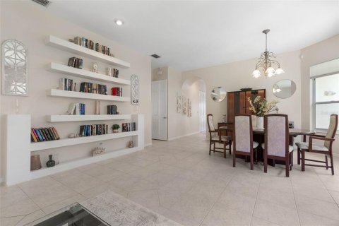 House in Palm Coast, Florida 2 bedrooms, 187.66 sq.m. № 1905547 - photo 13
