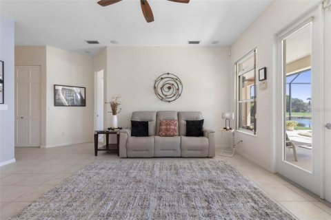 House in Palm Coast, Florida 2 bedrooms, 187.66 sq.m. № 1905547 - photo 18
