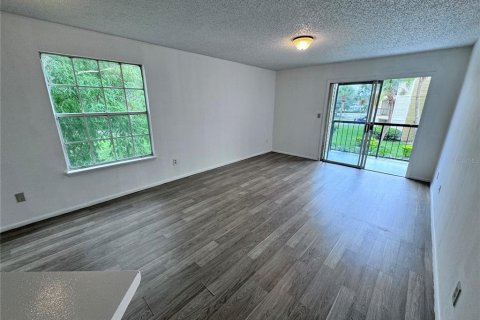 Condo in Orlando, Florida, 1 bedroom  № 1722648 - photo 3