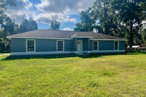 House in Summerfield, Florida 4 bedrooms, 160.54 sq.m. № 1884065 - photo 1