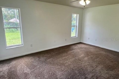 House in Summerfield, Florida 4 bedrooms, 160.54 sq.m. № 1884065 - photo 12