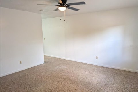 Appartement à louer à Ocala, Floride: 2 chambres, 66.89 m2 № 2167227 - photo 2