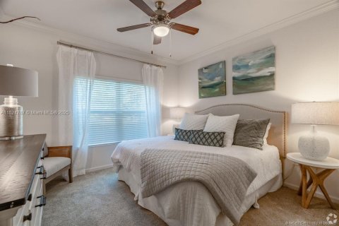 Apartment in Stuart, Florida 2 bedrooms № 1938049 - photo 5