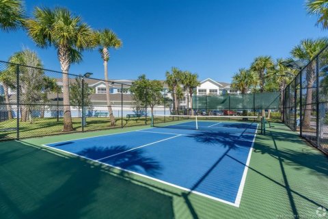 Apartment in Stuart, Florida 2 bedrooms № 1938049 - photo 11
