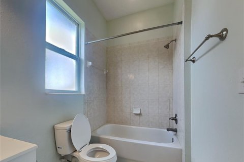 Casa en alquiler en Seffner, Florida, 3 dormitorios, 148.64 m2 № 1911077 - foto 4
