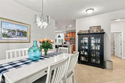 House in Sarasota, Florida 3 bedrooms, 198.72 sq.m. № 2259482 - photo 9