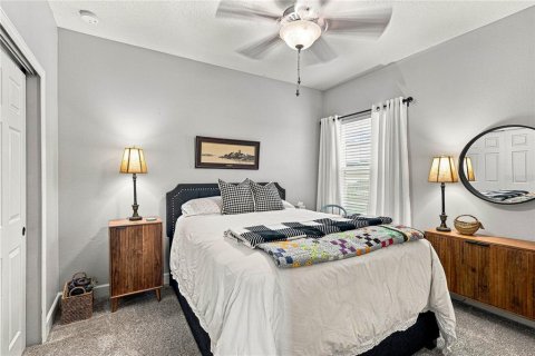 House in Sarasota, Florida 3 bedrooms, 198.72 sq.m. № 2259482 - photo 17