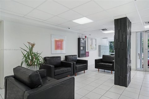 Copropriété à vendre à Miami Beach, Floride: 1 chambre, 60.85 m2 № 1945649 - photo 14